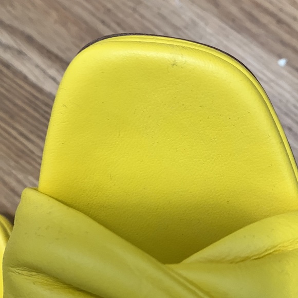 Aquazzura Twist 95 Sandals. - Picture 9 of 10